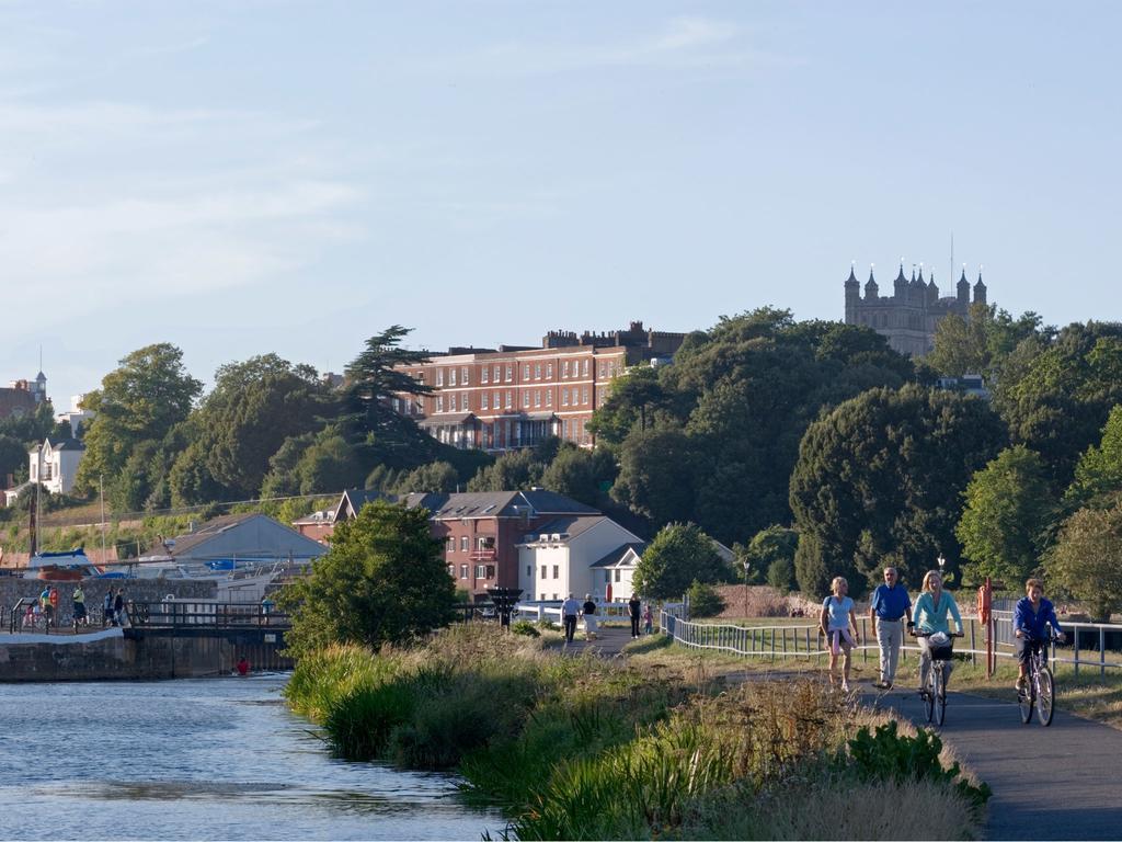 University Of Exeter - Pennsylvania Court ภายนอก รูปภาพ